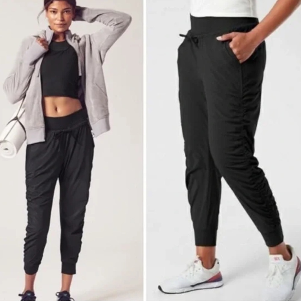 Athleta Attitude Cinched Leg Black Jogger Size 0